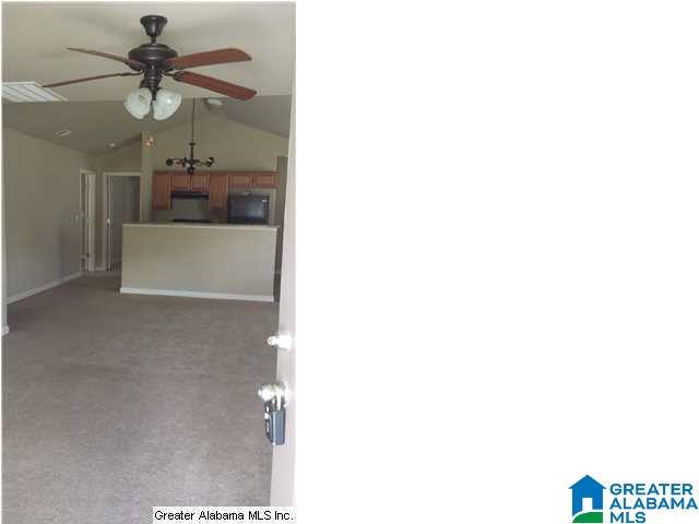 945 Maple Trace Odenville, AL 35120 - Photo 2 of 6