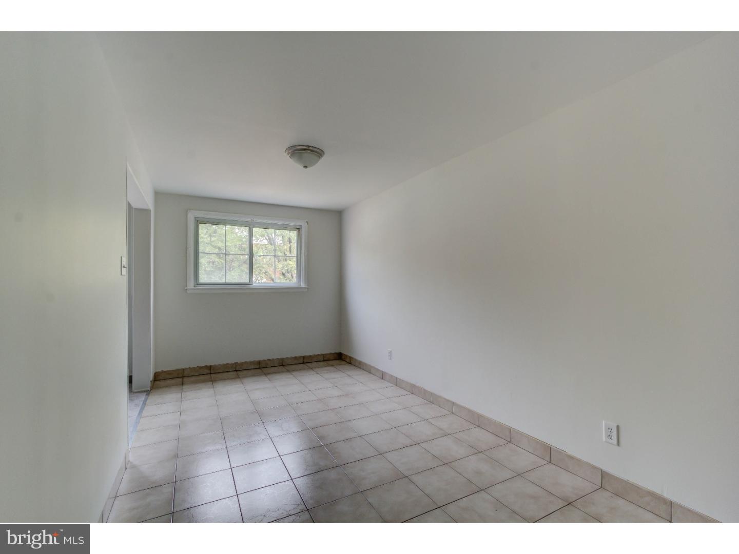 1910 Carter Road Folcroft, PA 19032 - Photo 7 of 18