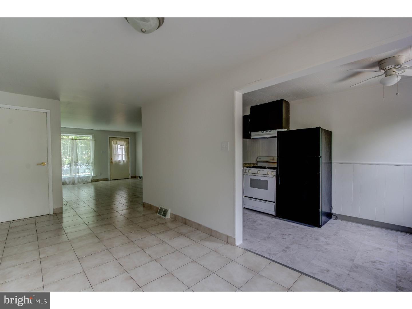 1910 Carter Road Folcroft, PA 19032 - Photo 9 of 18