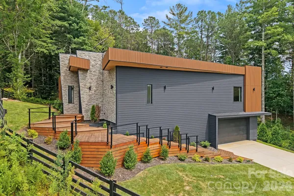 $835,000 | 87 Verbania Rd Mills River, Mills River, NC 28759