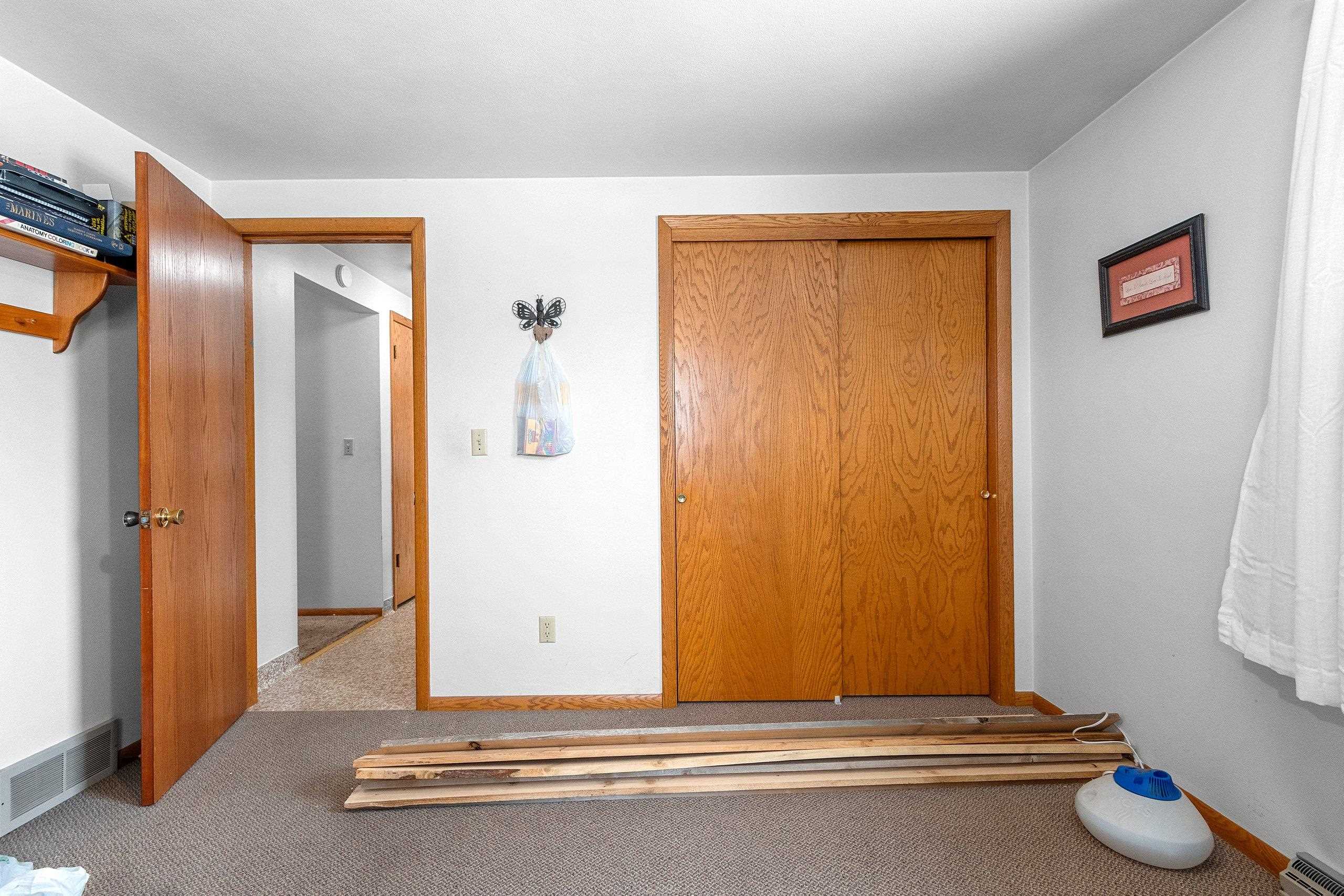 1237 Primrose Lane Neenah, WI 54956 - Photo 19 of 36