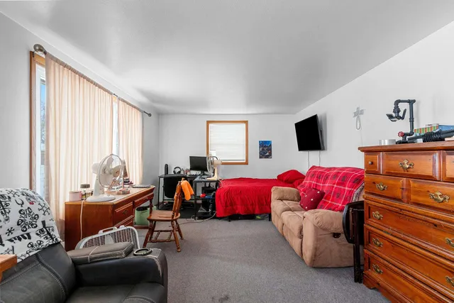 $279,900 | 1237 Primrose Lane, Neenah, WI 54956