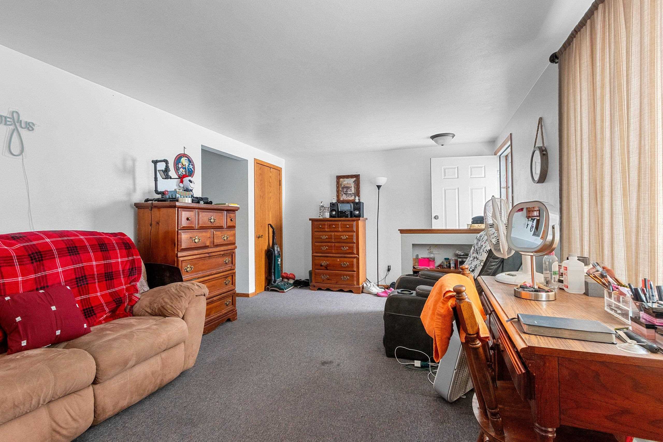 1237 Primrose Lane Neenah, WI 54956 - Photo 21 of 36