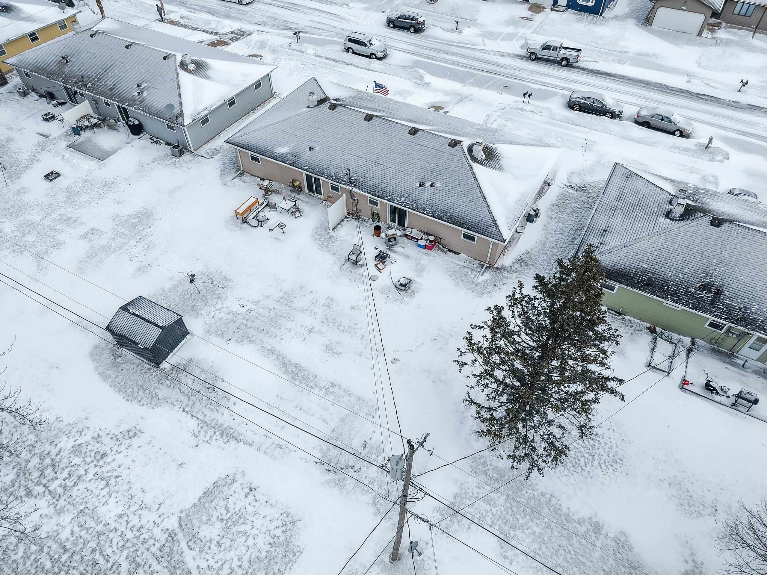 1237 Primrose Lane Neenah, WI 54956 - Photo 32 of 36