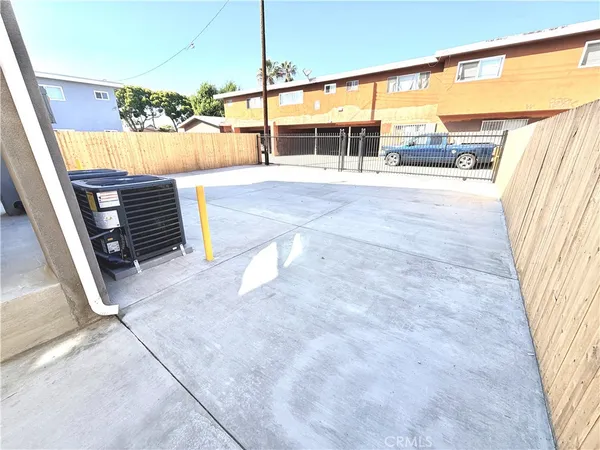 $1,199,000 | 823 West G, Wilmington, CA 90744