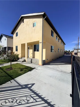 $1,199,000 | 823 West G, Wilmington, CA 90744
