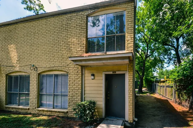 $950 | 6200 West Tidwell Road, Unit 306, Houston, TX 77092