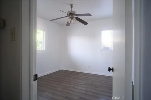 $1,000 | 14932 Roscoe Boulevard, Panorama City, CA 91402