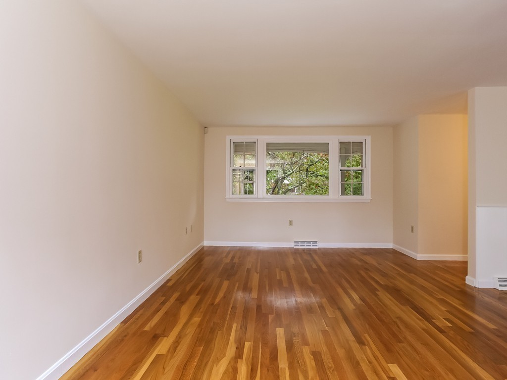 238 Bay Road Easton, MA 02356 - Photo 13 of 25 Gallery Image 13