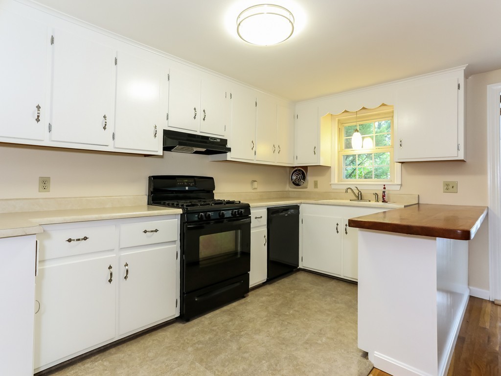 238 Bay Road Easton, MA 02356 - Photo 10 of 25 Gallery Image 10