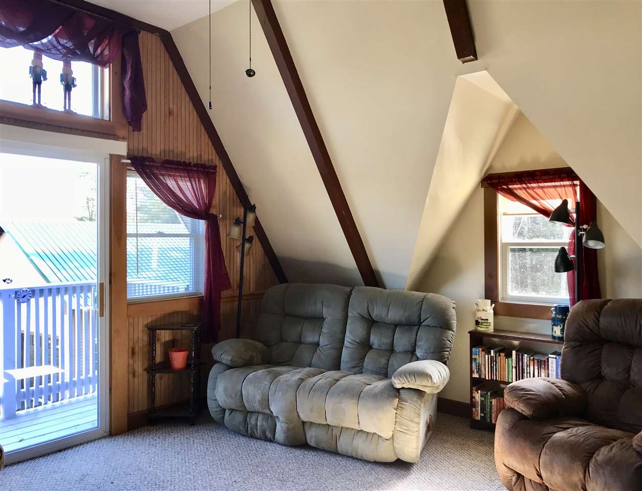 646 East Main Street Lunenburg, VT 05906 - Photo 7 of 25