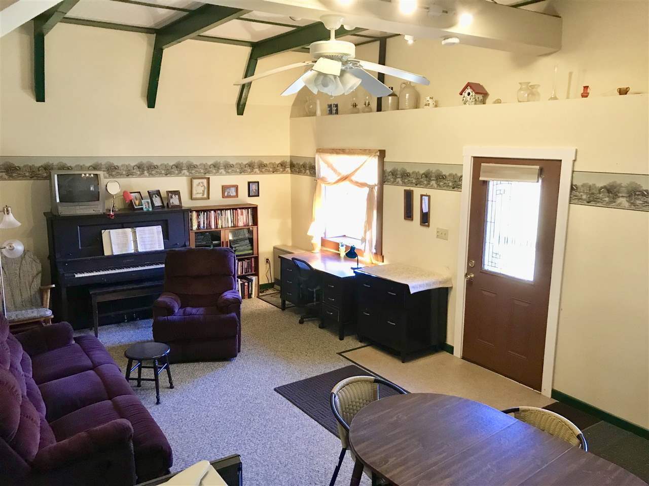 646 East Main Street Lunenburg, VT 05906 - Photo 10 of 25