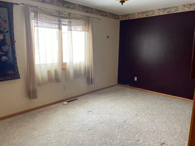 $220,000 | 203 Jefferson Street, Buhl, MN 55713