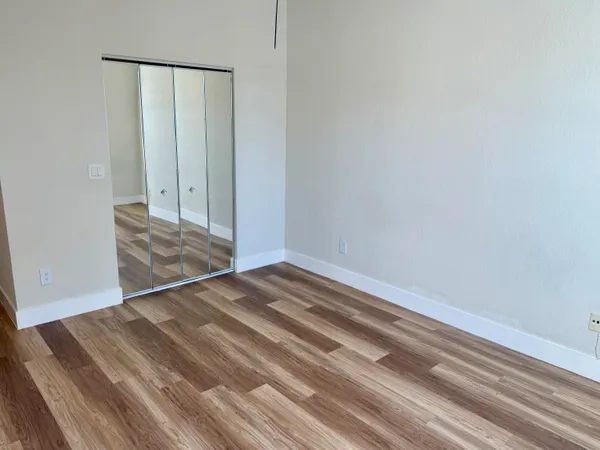 $2,000 | 3545 Forest Hill Boulevard, Unit 5, Palm Springs, FL 33406