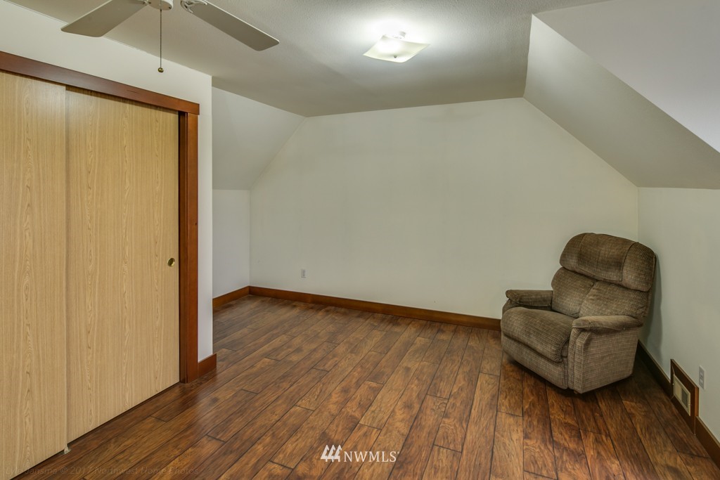 1316 East Gilkey Road Burlington, WA 98233 - Photo 14 of 20 Gallery Image 14