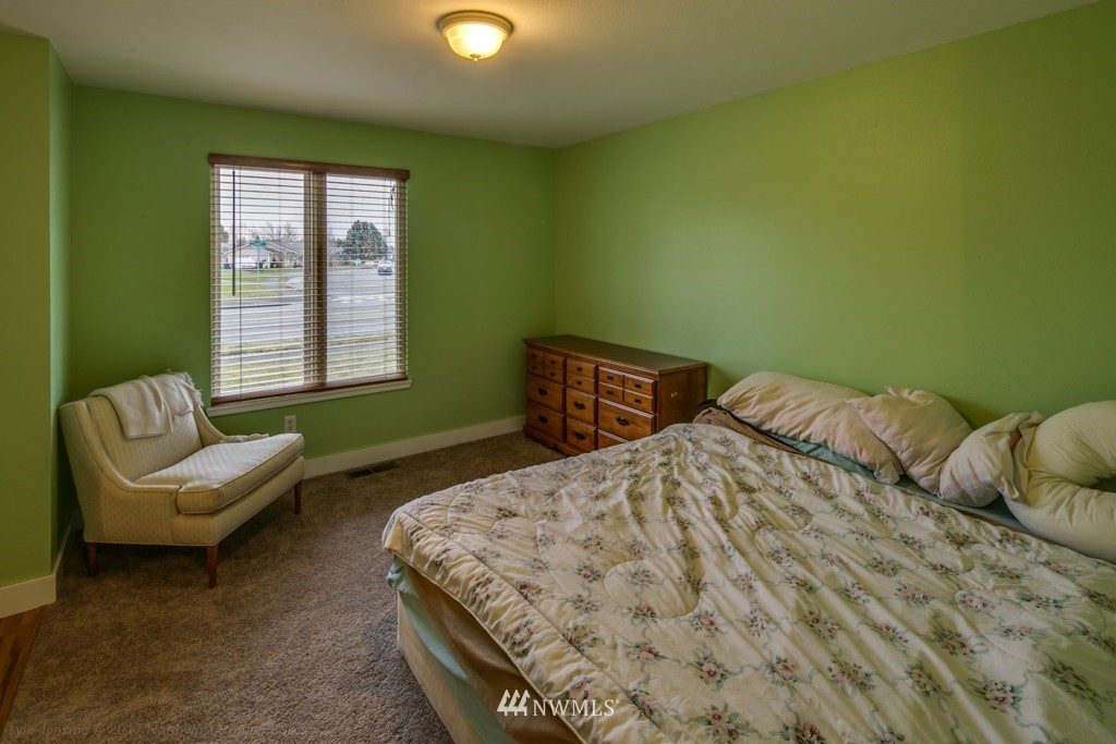 1316 East Gilkey Road Burlington, WA 98233 - Photo 8 of 20 Gallery Image 8