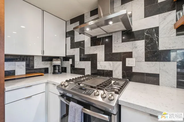 $7,000 | 427 North Calle Rolph, Palm Springs, CA 92262