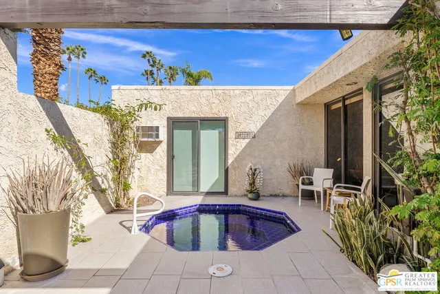 $7,000 | 427 North Calle Rolph, Palm Springs, CA 92262