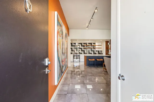 $7,000 | 427 North Calle Rolph, Palm Springs, CA 92262