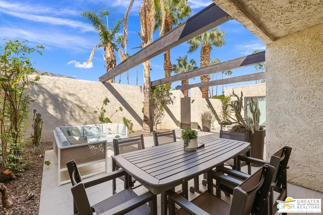 $7,000 | 427 North Calle Rolph, Palm Springs, CA 92262