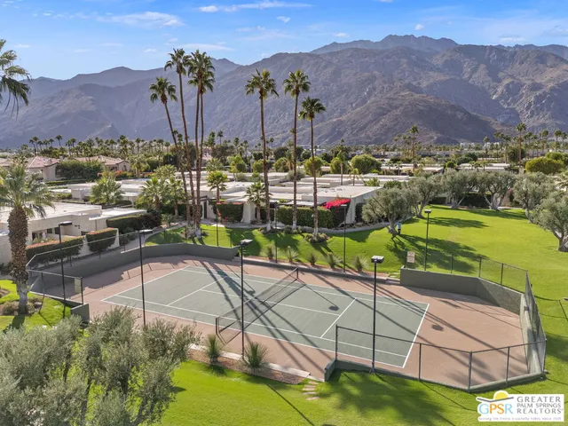 $7,000 | 427 North Calle Rolph, Palm Springs, CA 92262
