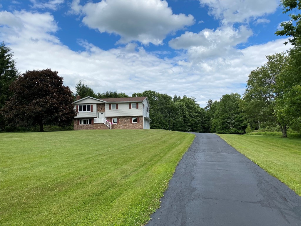 30 Hardy Road Johnson City, NY 13790 - Photo 2 of 30 Gallery Image 2