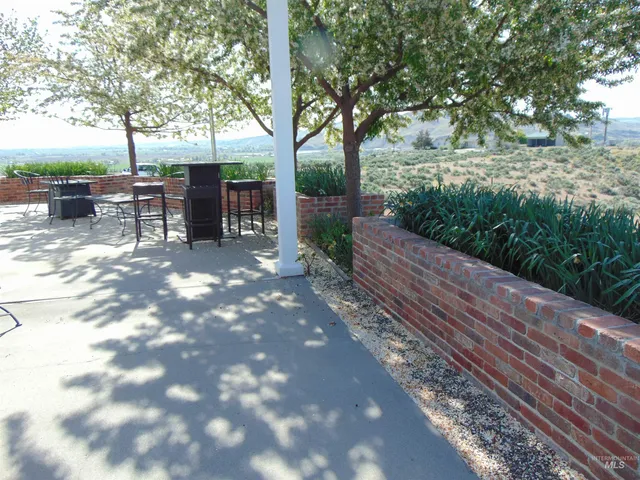 $699,000 | 927 Haul Road, Vale, OR 97918