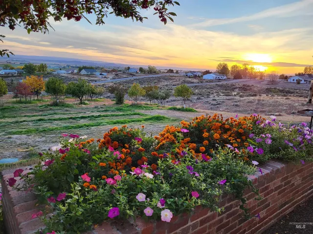 $699,000 | 927 Haul Road, Vale, OR 97918