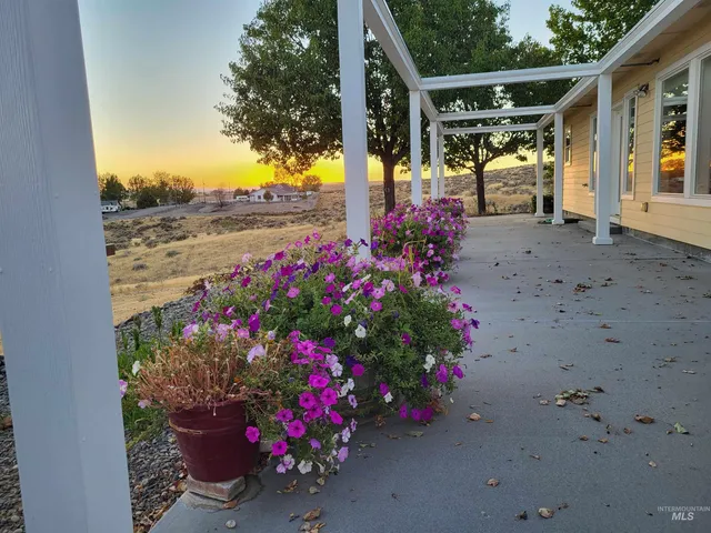 $699,000 | 927 Haul Road, Vale, OR 97918