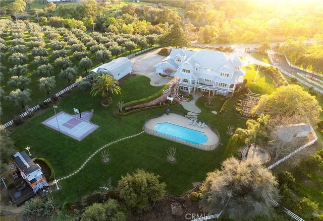 $1,649,000 | 3723 Foothill Boulevard, Oroville, CA 95966