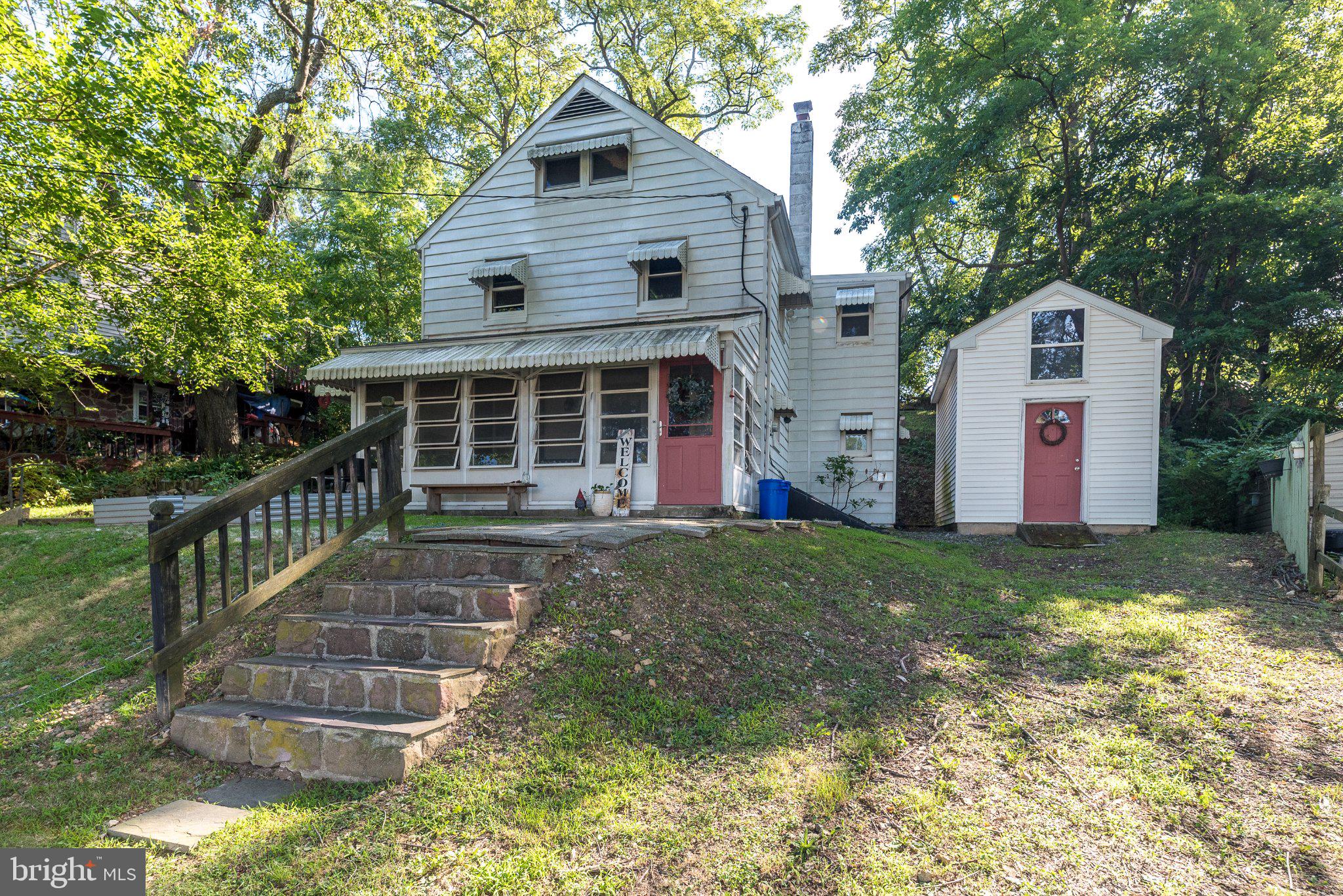 109 Ridge Street Reading, PA 19607 - Photo 5 of 41 Charming home with rustic appeal.