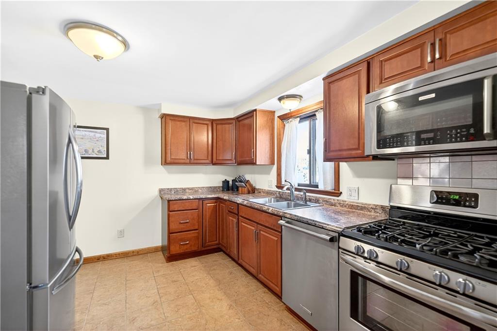43 Kenridge Drive McKees Rocks, PA 15136 - Photo 19 of 41 Gallery Image 19