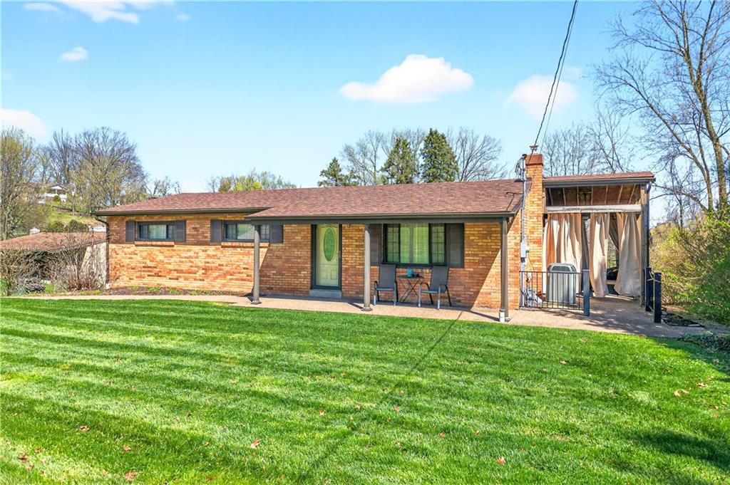 43 Kenridge Drive McKees Rocks, PA 15136 - Photo 2 of 41 Gallery Image 2
