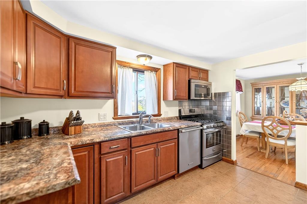 43 Kenridge Drive McKees Rocks, PA 15136 - Photo 21 of 41 Gallery Image 21