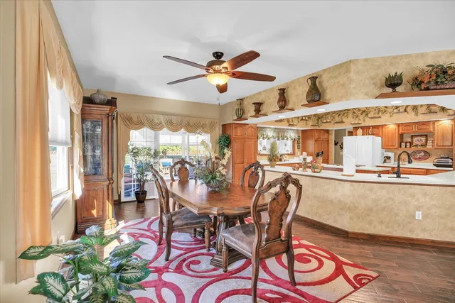 $250,900 | 2510 E Us Highway, Newman, IL 61942