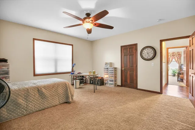 $250,900 | 2510 E Us Highway, Newman, IL 61942