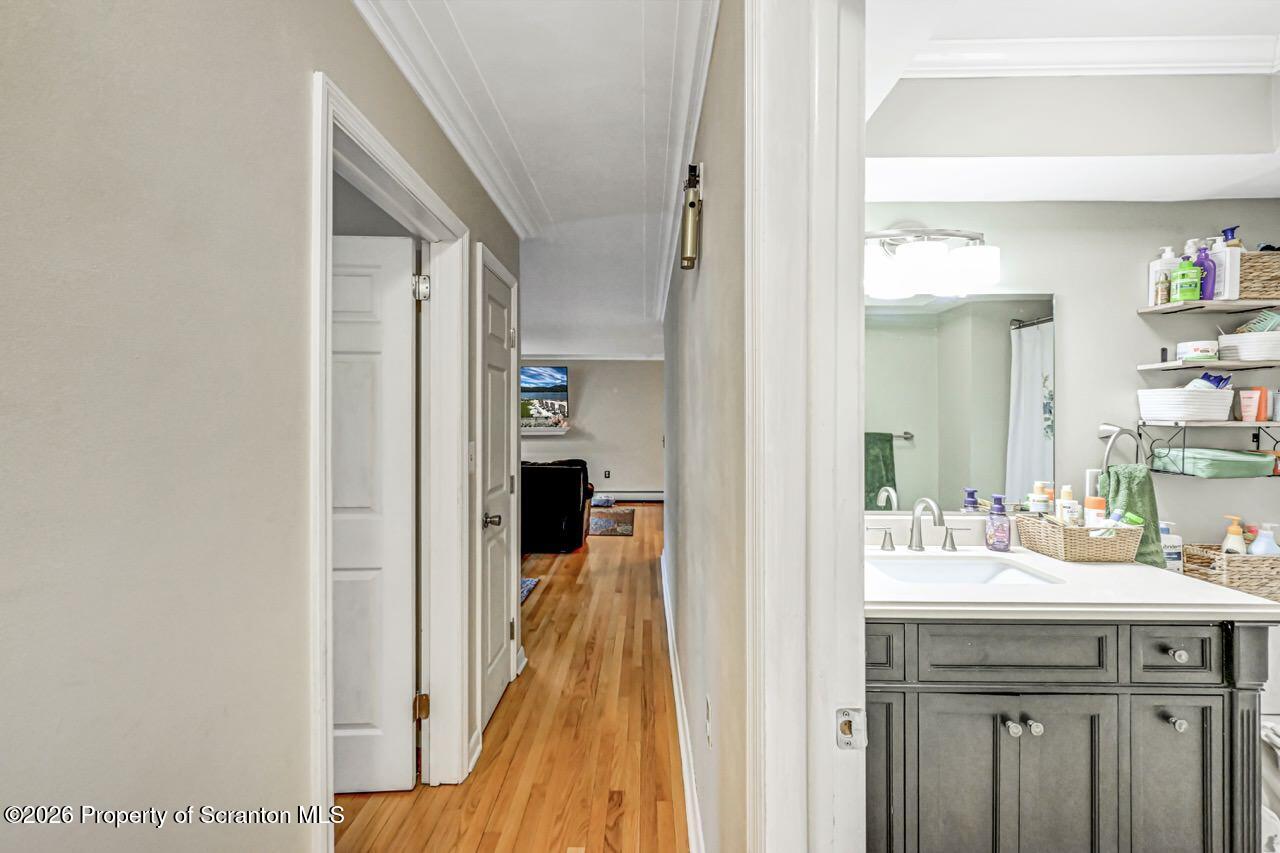 511 Pine Street Moscow, PA 18444 - Photo 21 of 43 511 Pine St 22 Large