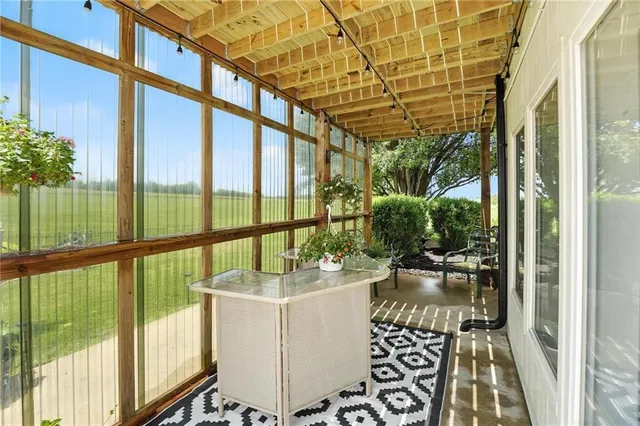 $867,000 | 414 South Borgman Road, Buckner, MO 64016