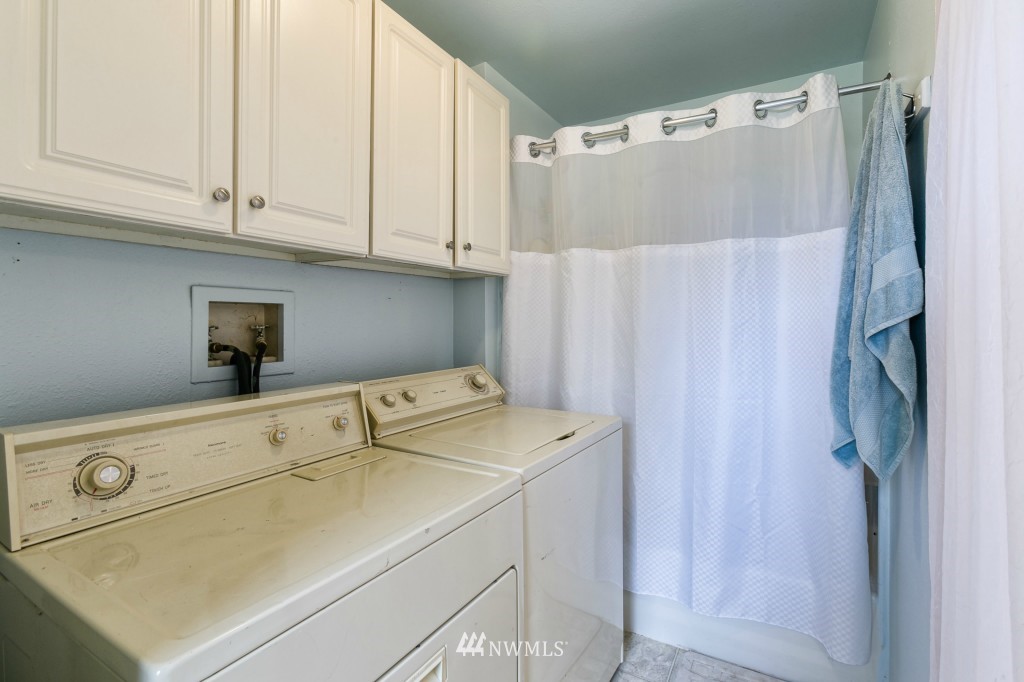 16346 Fir Island Road Mount Vernon, WA 98273 - Photo 9 of 15 Gallery Image 9