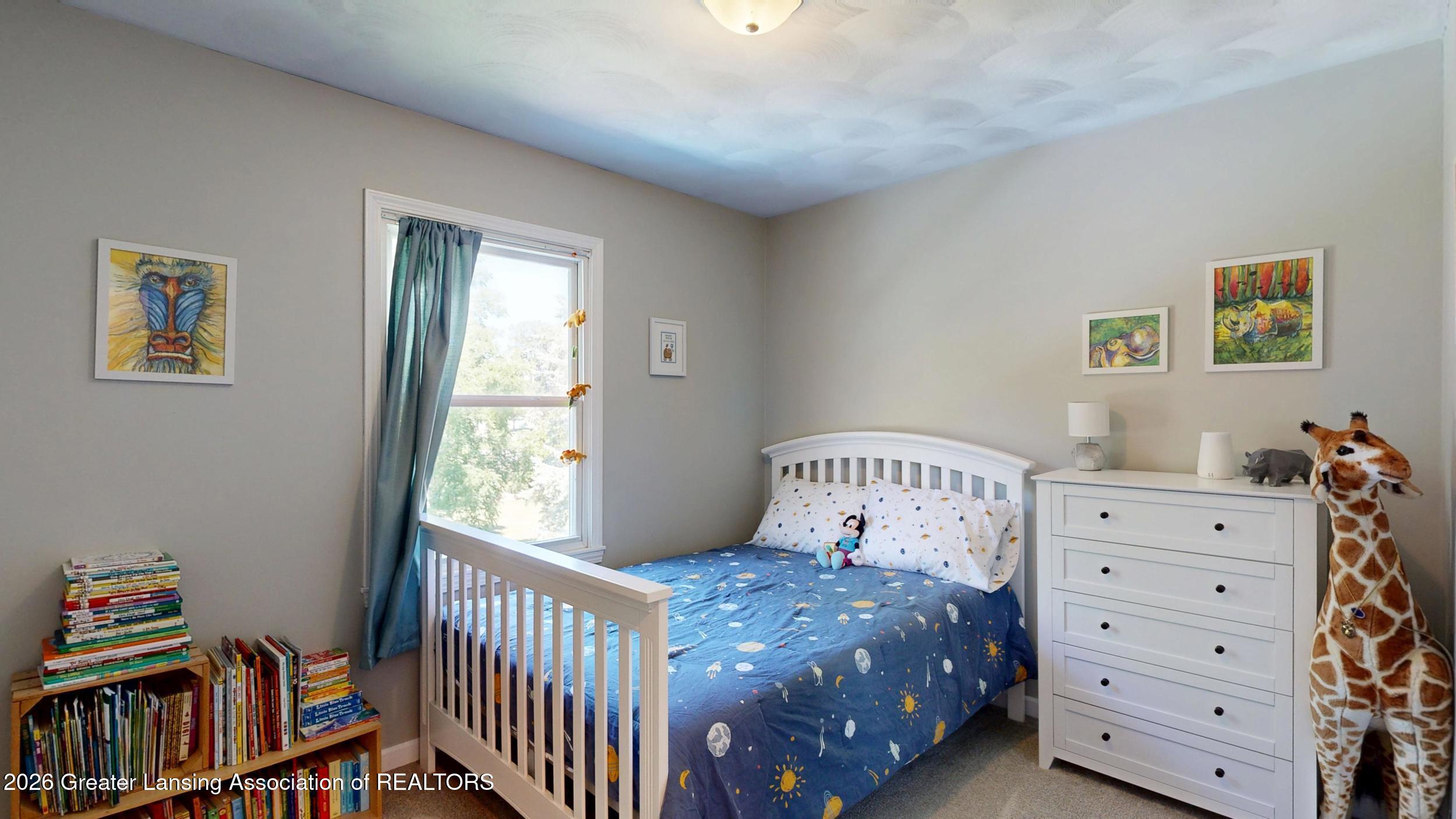 916 South Canal Road Lansing, MI 48917 - Photo 29 of 62 Bedroom 3