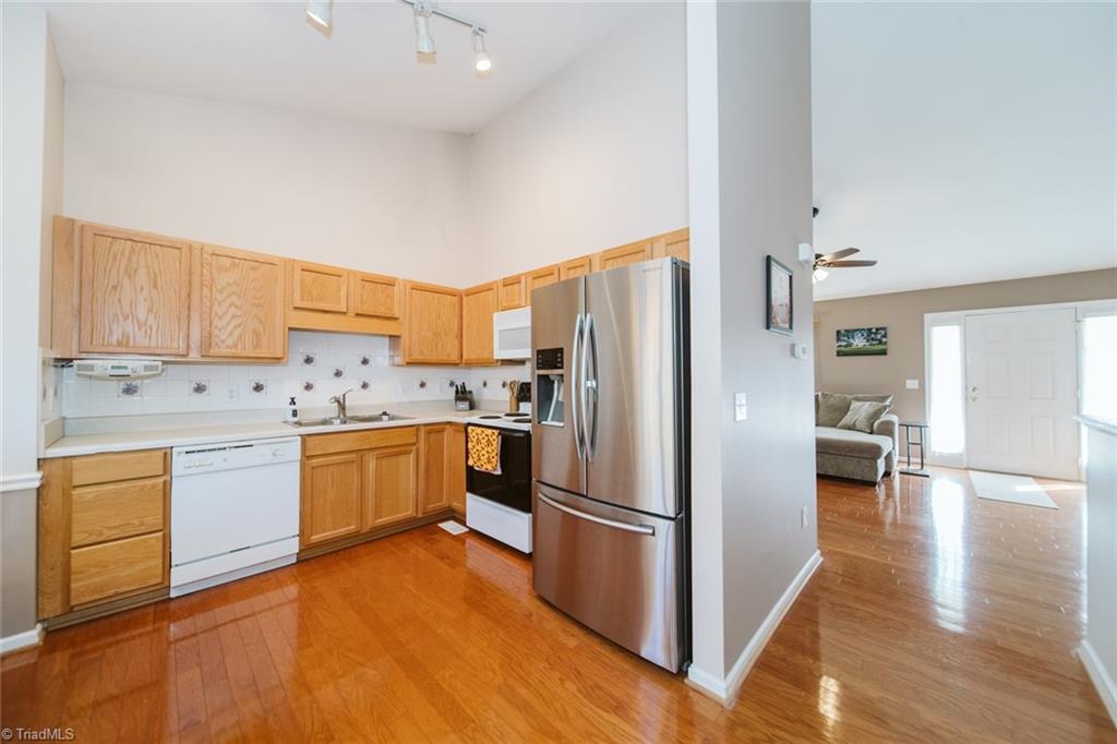 6942 Channel Forest Road Belews Creek, NC 27009 - Photo 11 of 47 Gallery Image 11