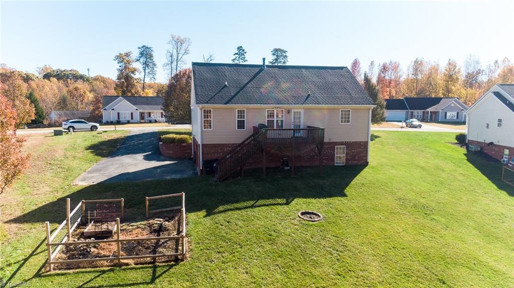 6942 Channel Forest Road Belews Creek, NC 27009 - Photo 37 of 47 Gallery Image 37