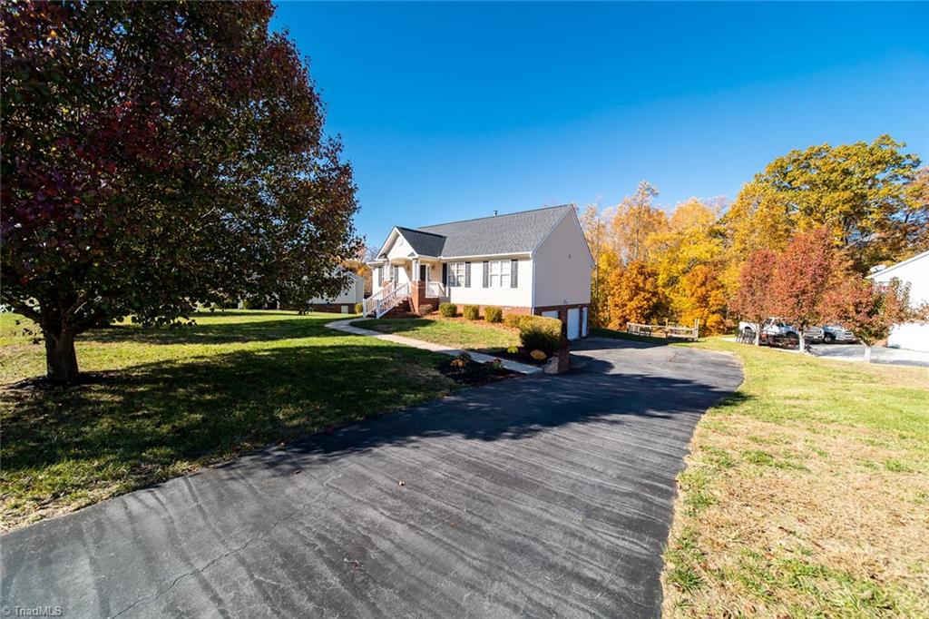 6942 Channel Forest Road Belews Creek, NC 27009 - Photo 40 of 47 Gallery Image 40