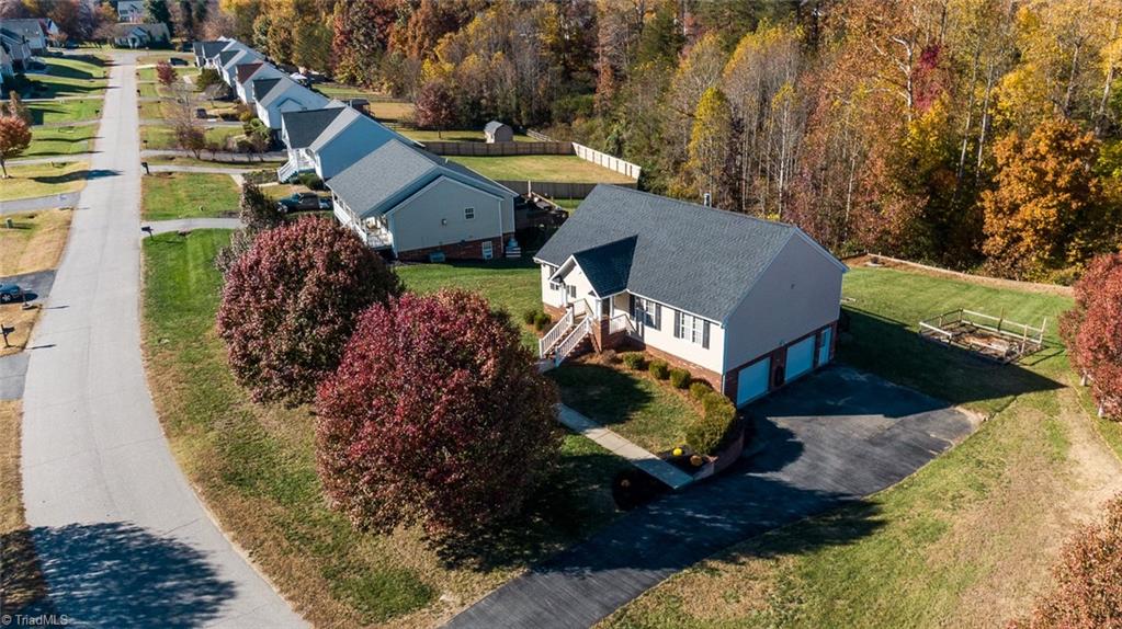 6942 Channel Forest Road Belews Creek, NC 27009 - Photo 44 of 47 Gallery Image 44