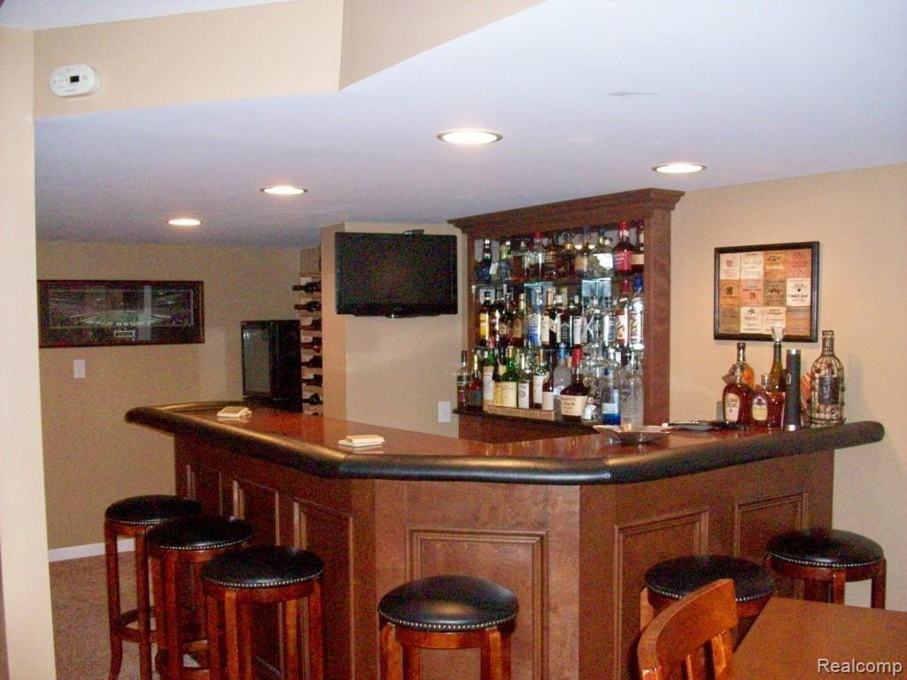 3710 Briarbrooke Lane Rochester, MI 48306 - Photo 19 of 22 Briarbrooke bsmt bar.jpg