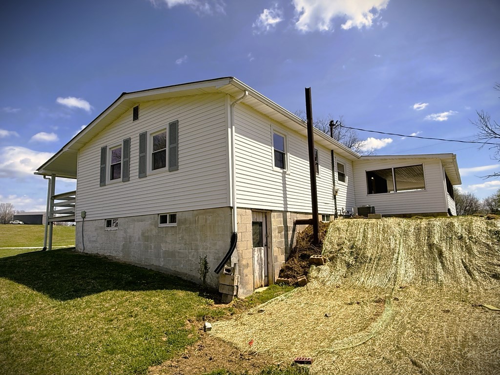 118 Collins Road Allons, TN 38541 - Photo 4 of 65