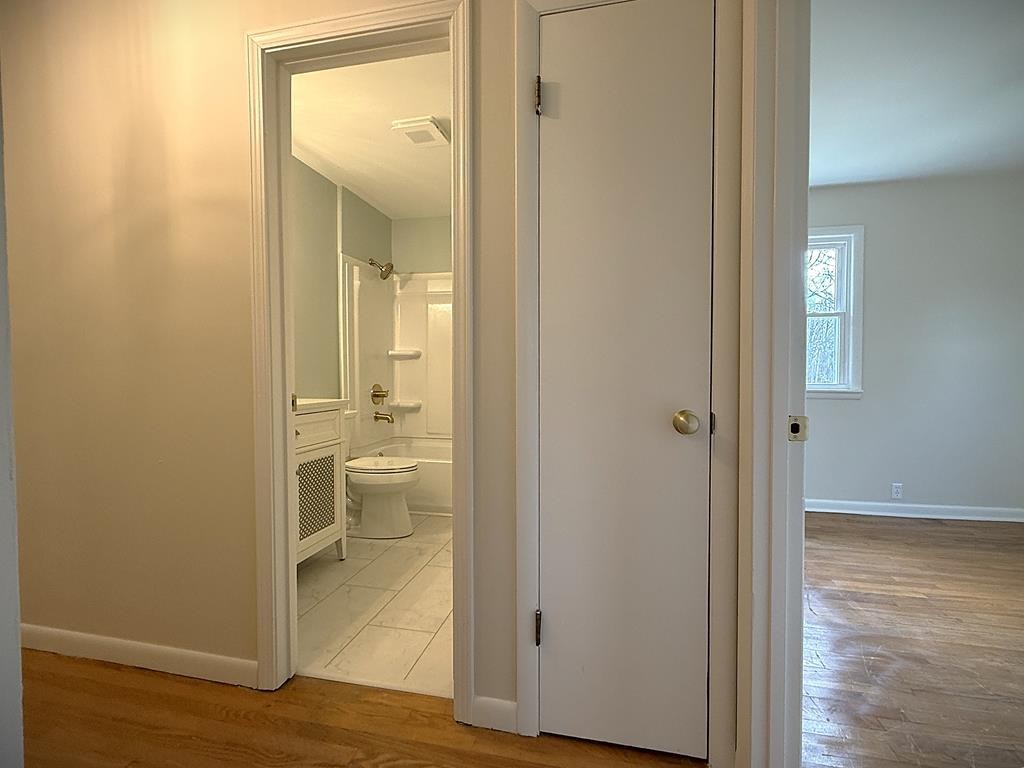 118 Collins Road Allons, TN 38541 - Photo 41 of 64 a view of bathroom with toilet