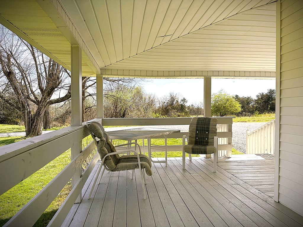 118 Collins Road Allons, TN 38541 - Photo 7 of 64 a view of a balcony with wooden floor