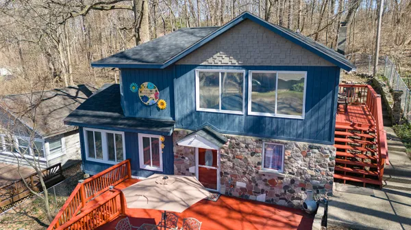 $349,000 | 11230 Lakeshore Drive, Three Rivers, MI 49093