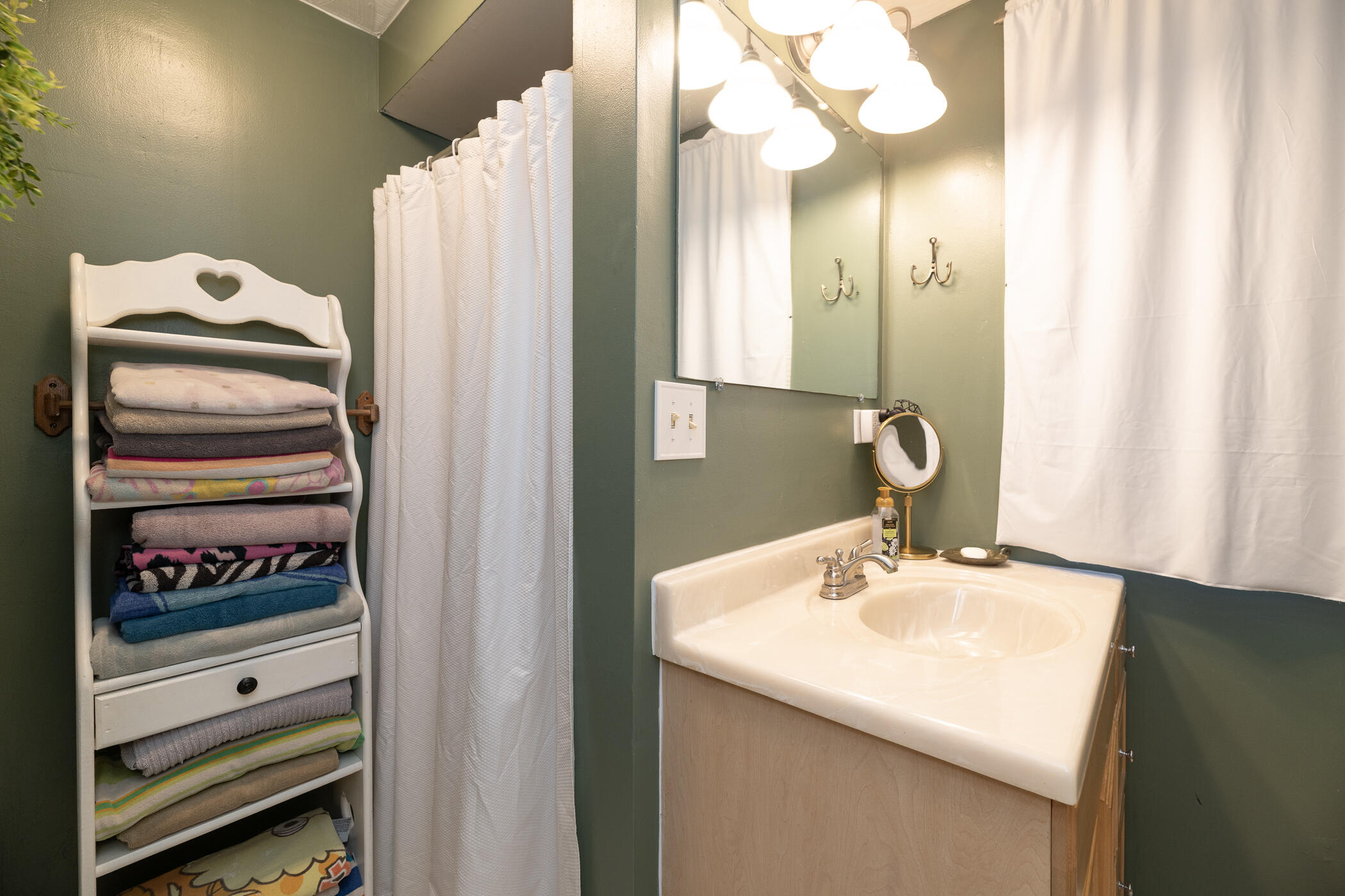 11230 Lakeshore Drive Three Rivers, MI 49093 - Photo 40 of 69 11230 Lakeshore Dr-36